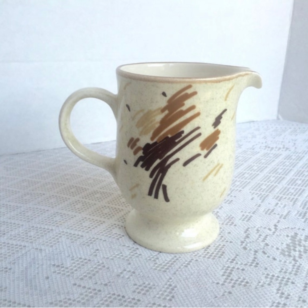 Mikasa Stylemanor Creamer